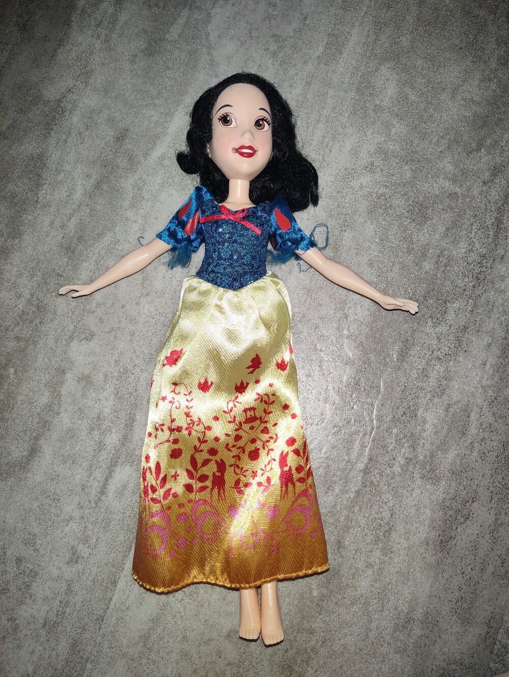 Disney Snow White Princess Doll 2018 Hasbro 11" Blue Yellow Dress Disney Princes